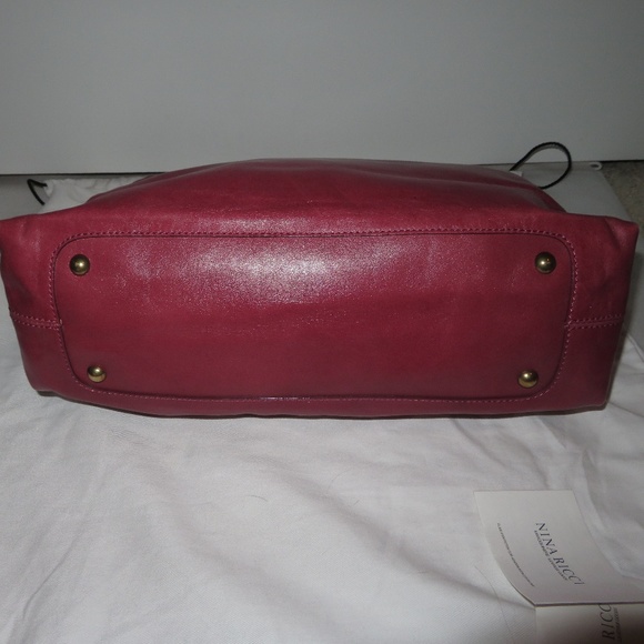 Nina Ricci "Liane" Raspberry Pink Lambskin Bag - Picture 5 of 12